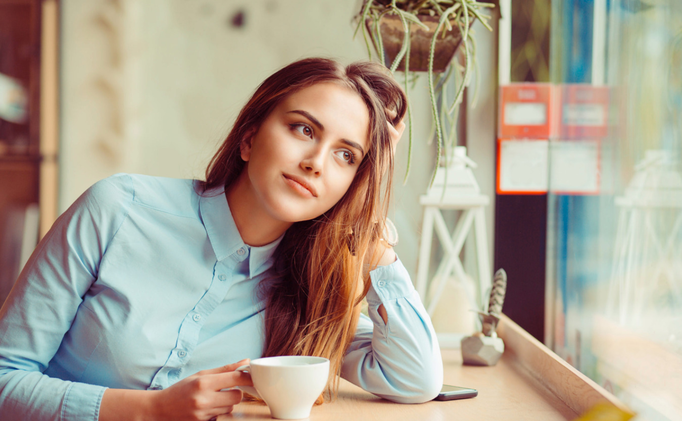 別れたのに連絡してくる既婚者男性と復縁する前に考えるべきこと!